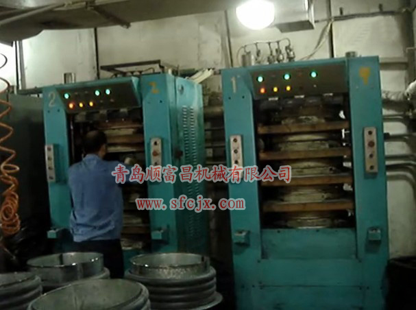 順富昌內(nèi)胎硫化機(jī)www.kudougz.com